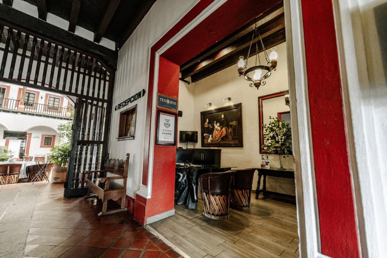 Best Western Plus Posada De Don Vasco Pátzcuaro Exteriér fotografie Interior of the hotel